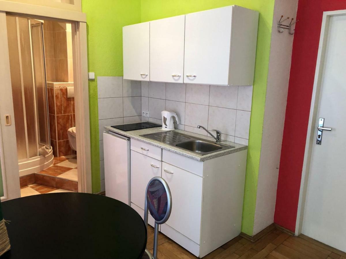 Ferienwohnung Apartman Orchidej U Vridla Karlsbad Exterior foto